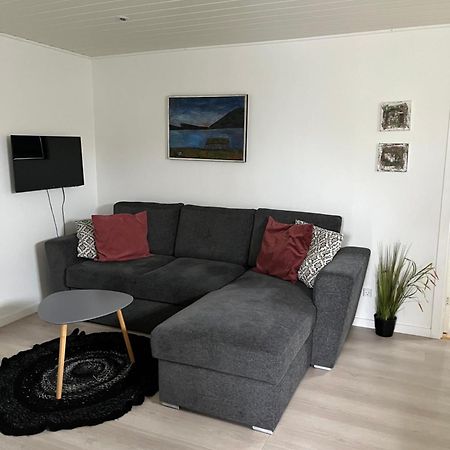 Cosy Groundfloor Apartment Sørvágur Eksteriør billede