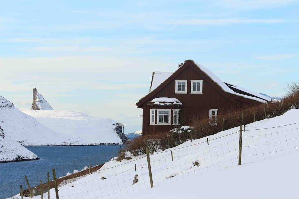 Cosy Groundfloor Apartment Sørvágur Eksteriør billede